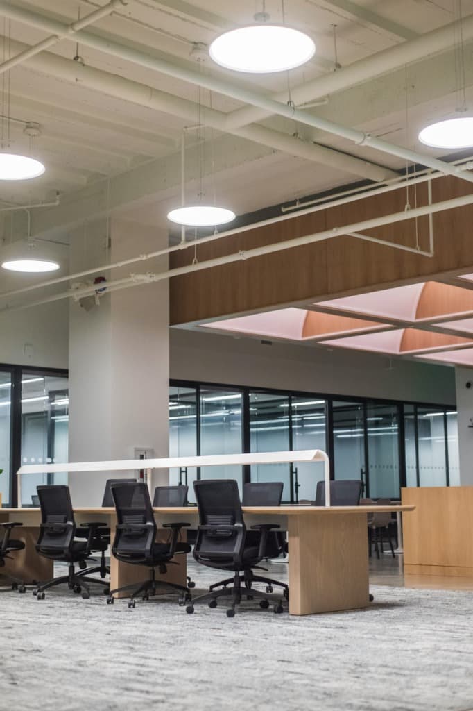 Open-Plan Corporate Workspace